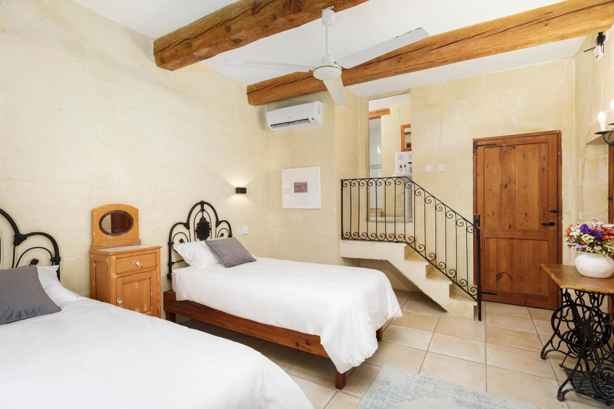 Dar Tal-Patri Farmhouse With Private Pool Ghammar 外观 照片